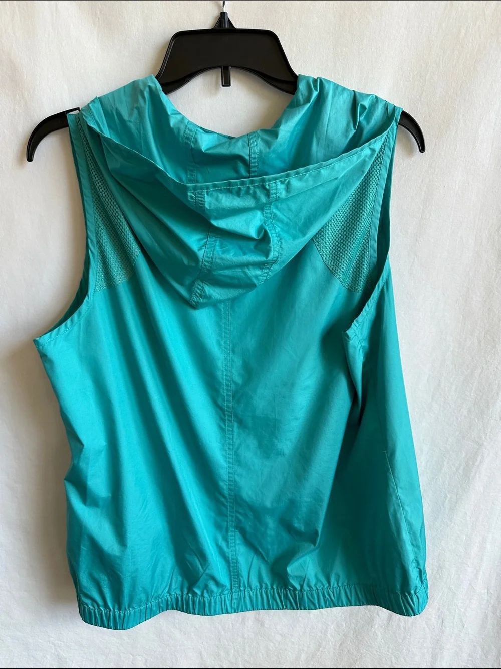 Vintage Liz Golf by Liz Claiborne lightweight hooded windbreaker vest, size L
